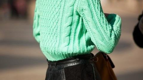 minty fresh.-ESTHER & CO.