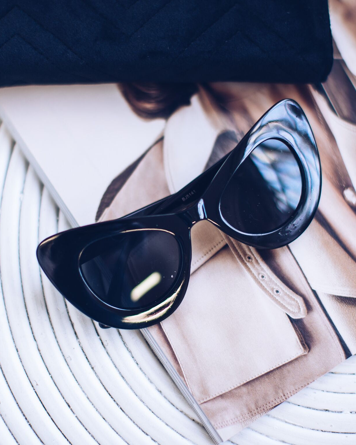 Berlin | Black-Sunglasses-Womens Accessory-ESTHER & CO.