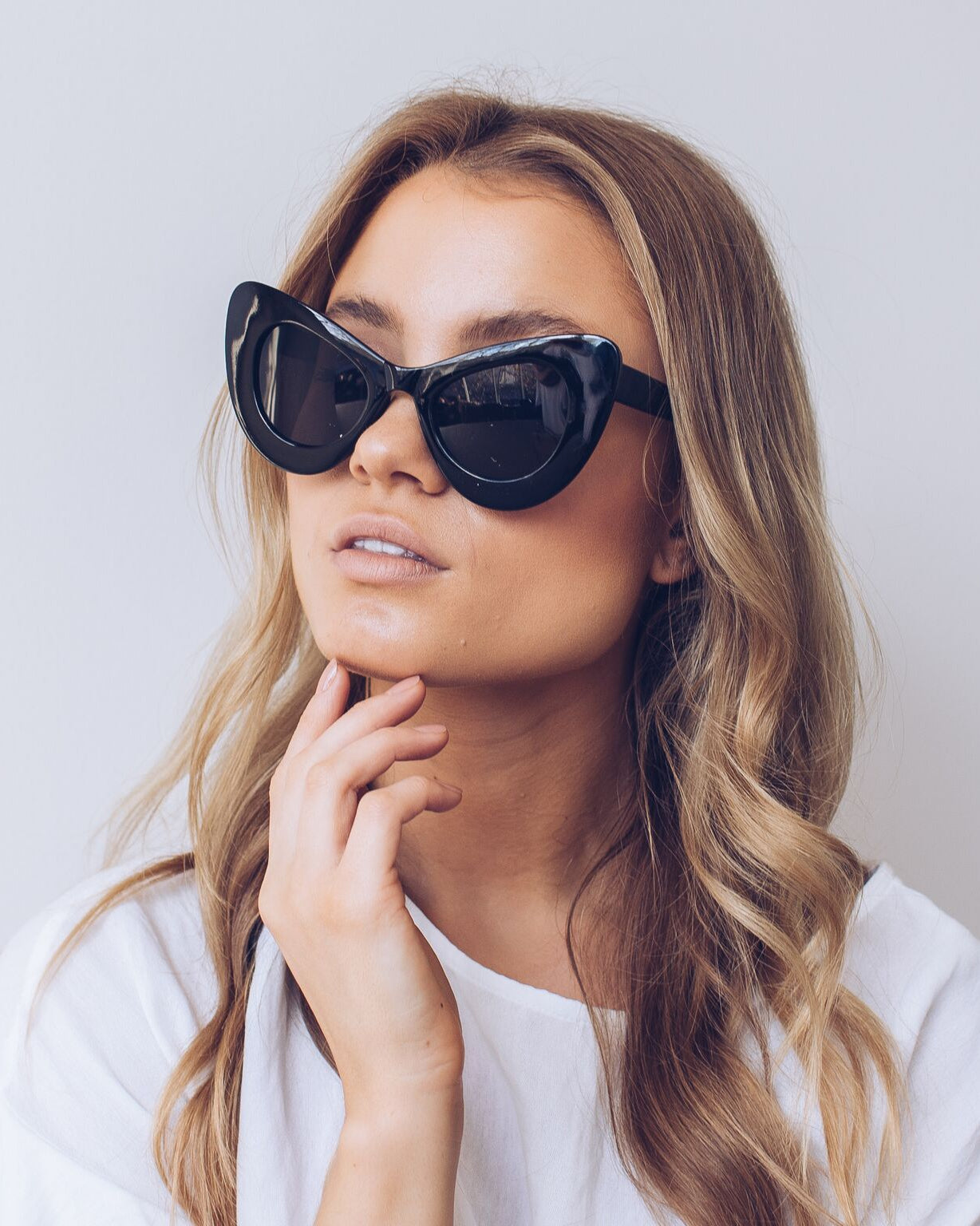 Berlin | Black-Sunglasses-Womens Accessory-ESTHER & CO.