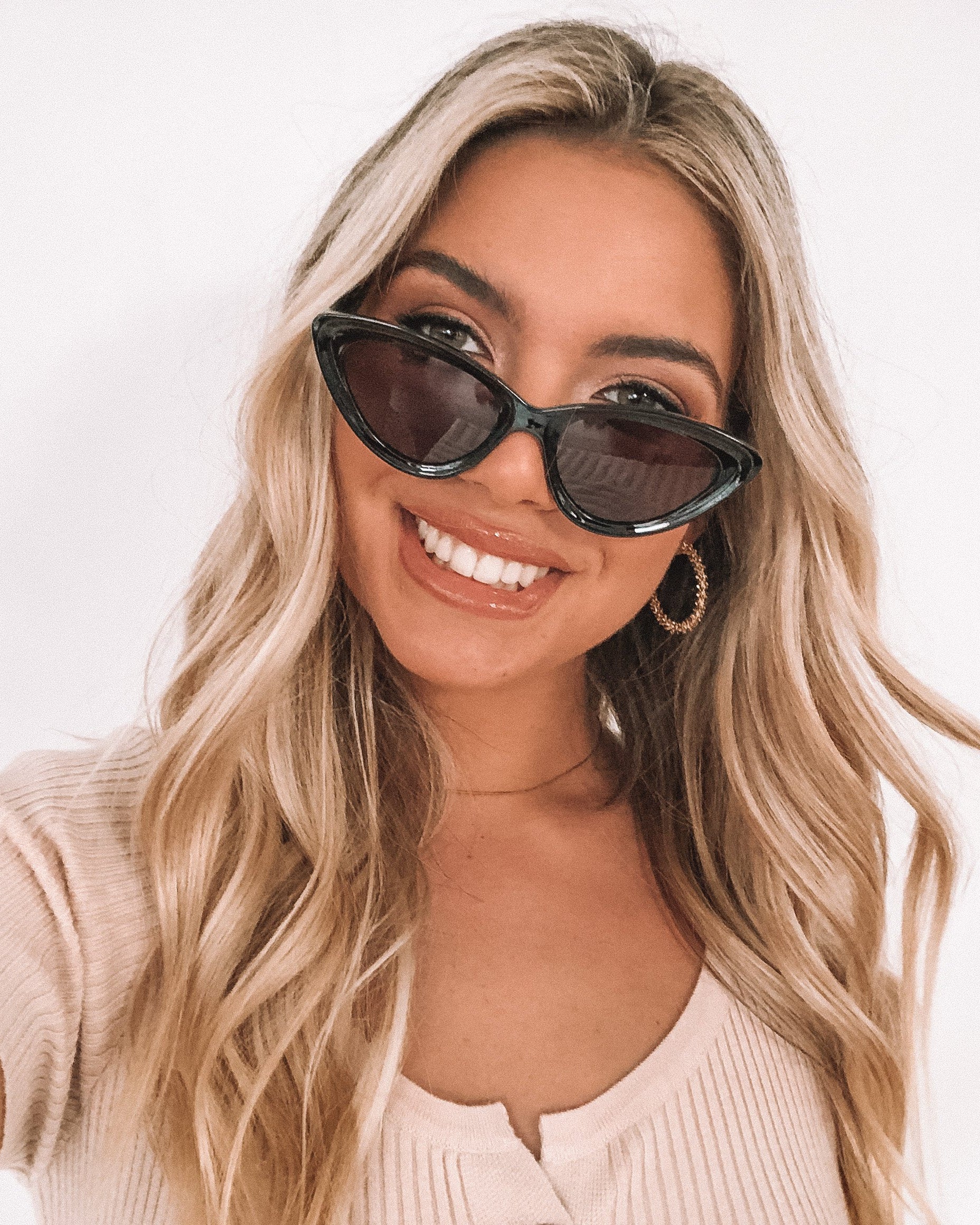 Elton - Black-Sunglasses-Womens Accessory-ESTHER & CO.