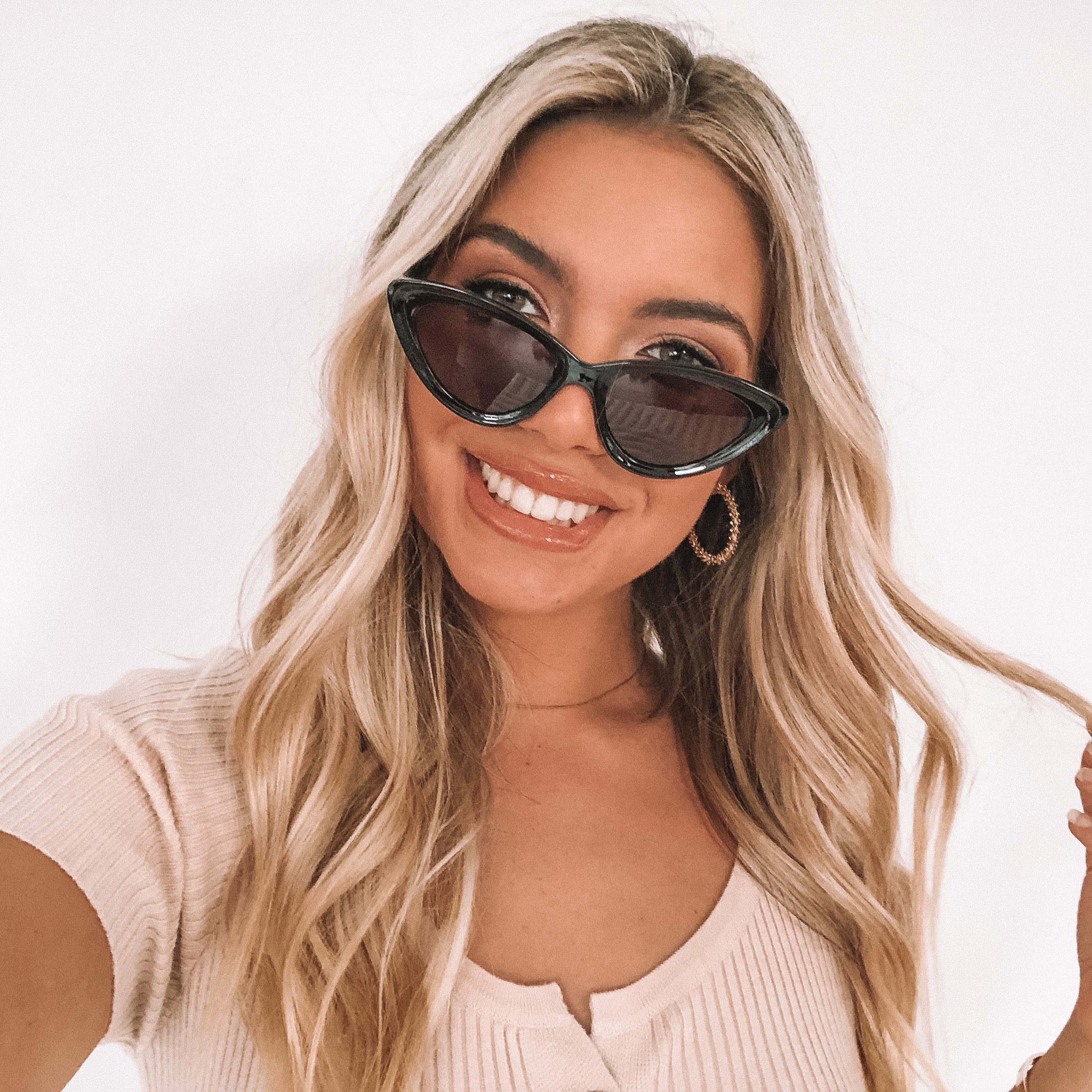 Elton - Black-Sunglasses-Womens Accessory-ESTHER & CO.