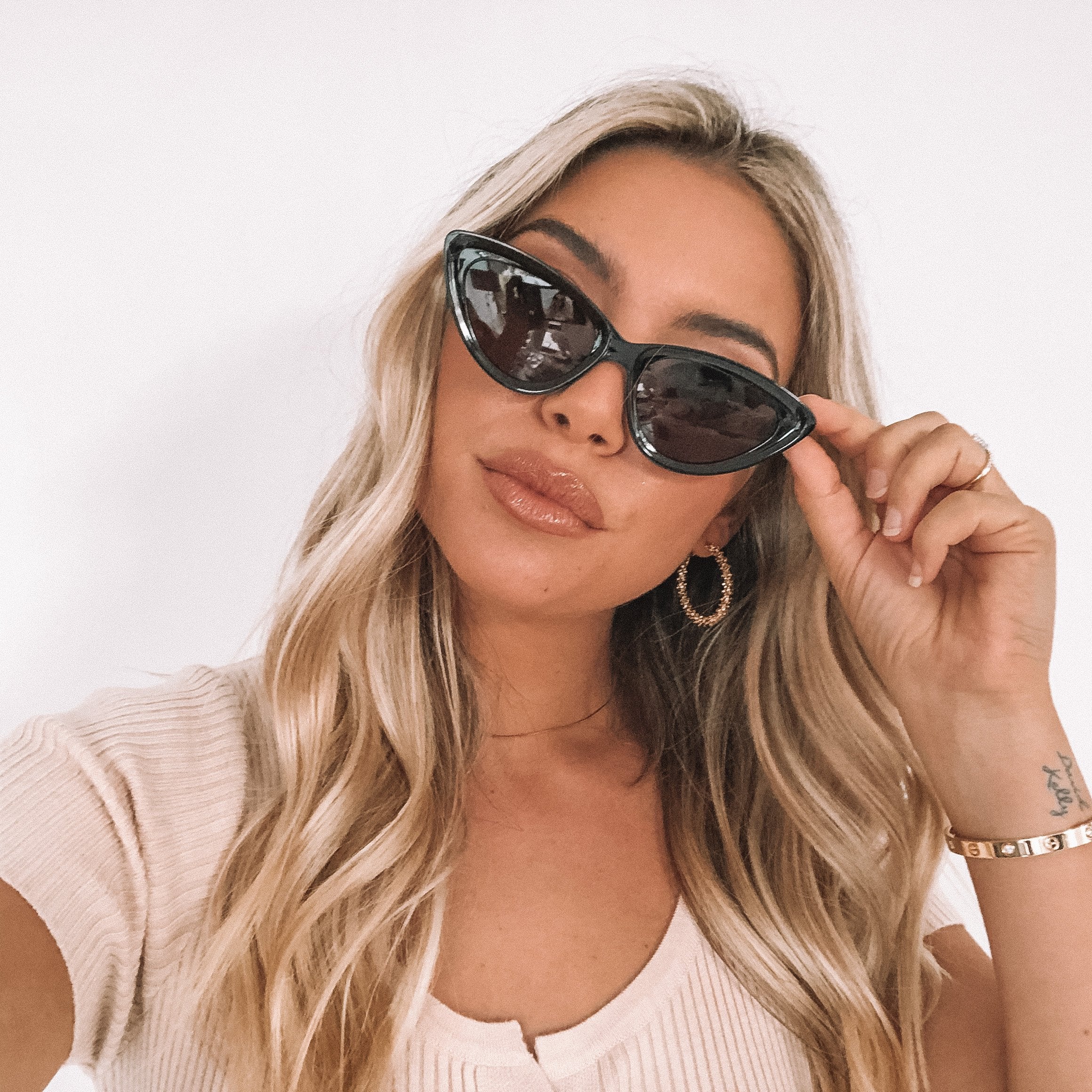 Elton - Black-Sunglasses-Womens Accessory-ESTHER & CO.