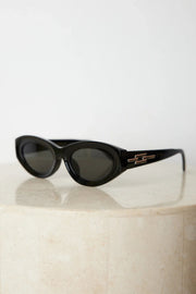 Arlo | Black